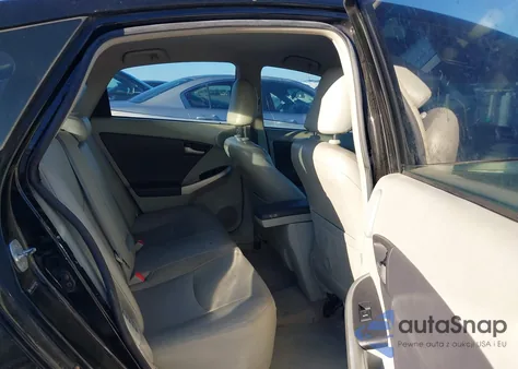 2010 Toyota Prius V z USA, uszkodzony, nr VIN JTDKN3DUXA0153494